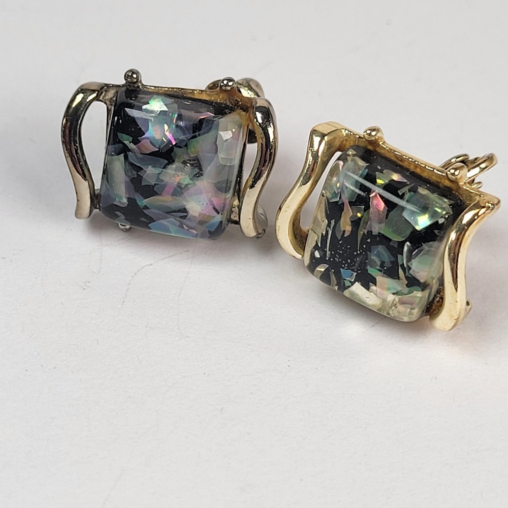 Coro Black Confetti Lucite Clip-On Stud Earrings Multicolor Gold Tone Jewelry